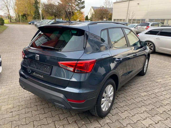 Seat Arona