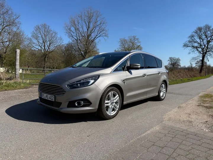 Ford S-Max