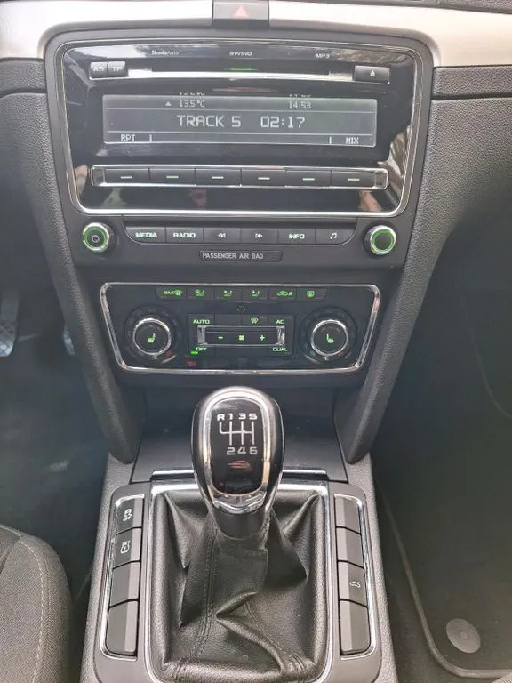 Škoda Superb