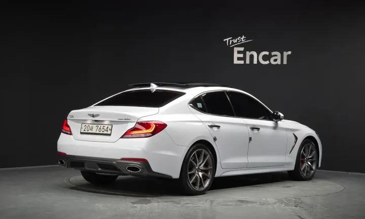 Genesis G70