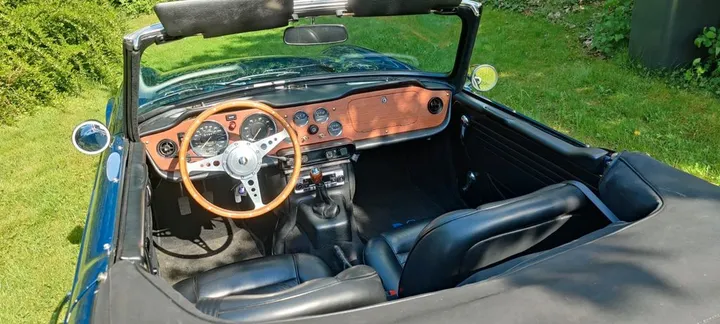 Triumph TR6