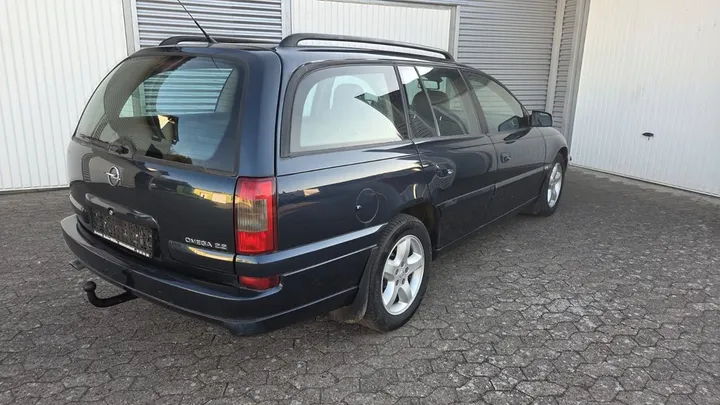 Opel Omega