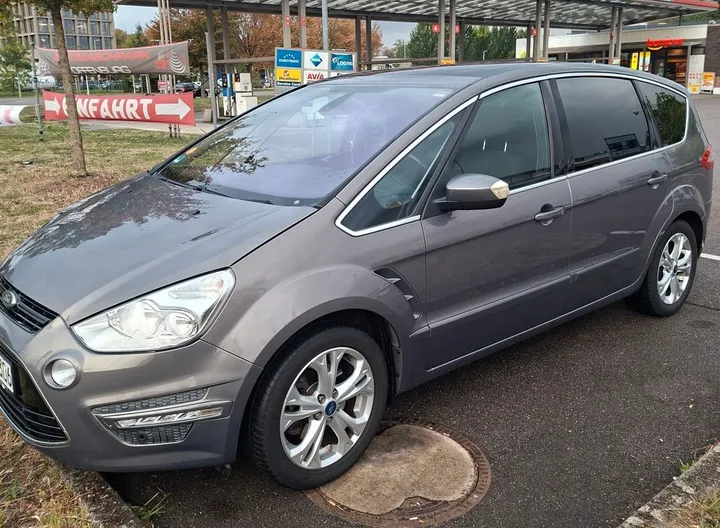 Ford S-Max