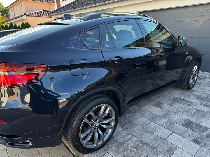 BMW X6 M50