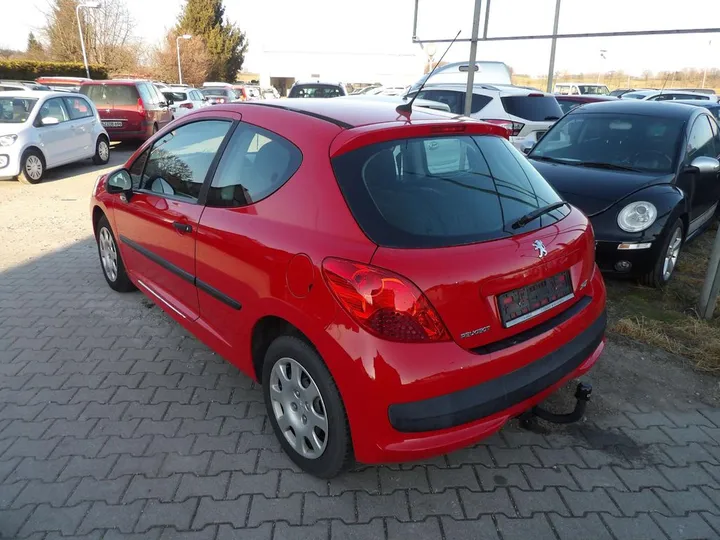Peugeot 207