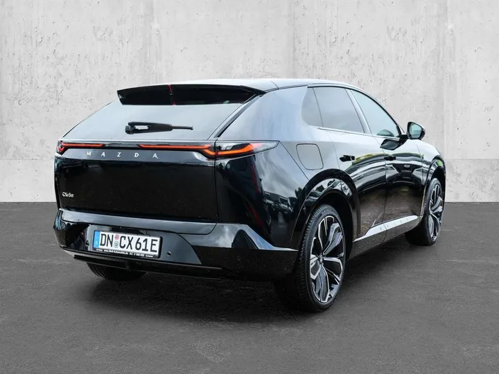 Mazda CX-6e