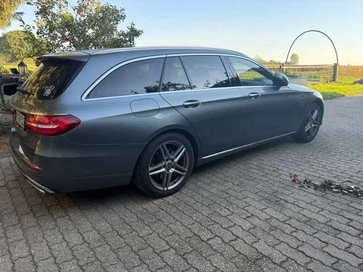 Mercedes-Benz E 350
