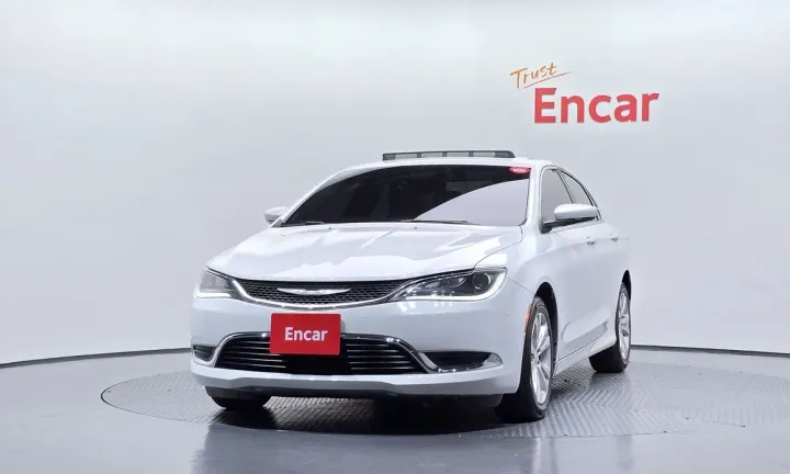 Chrysler 200