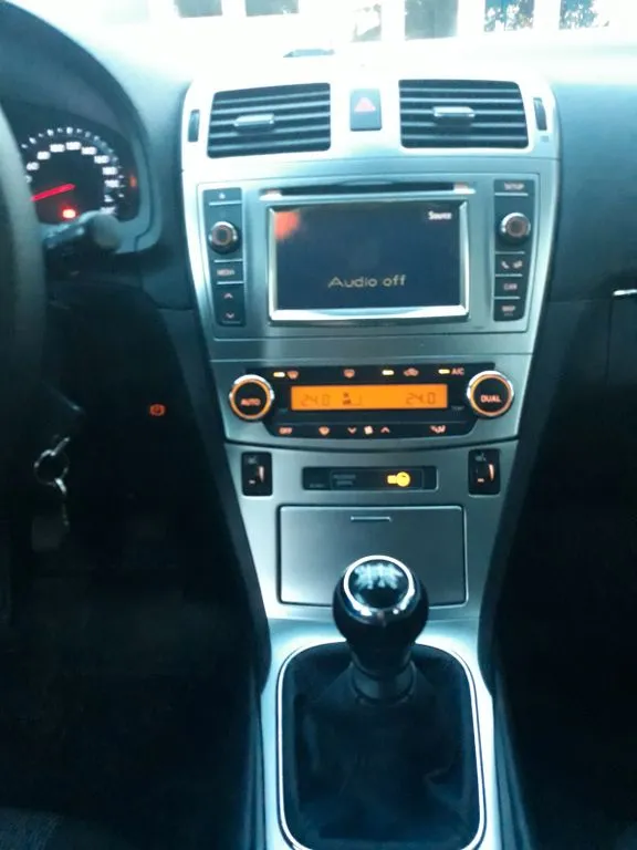 Toyota Avensis Verso