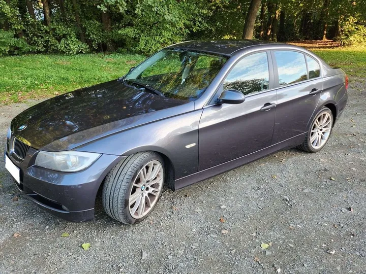 BMW 325