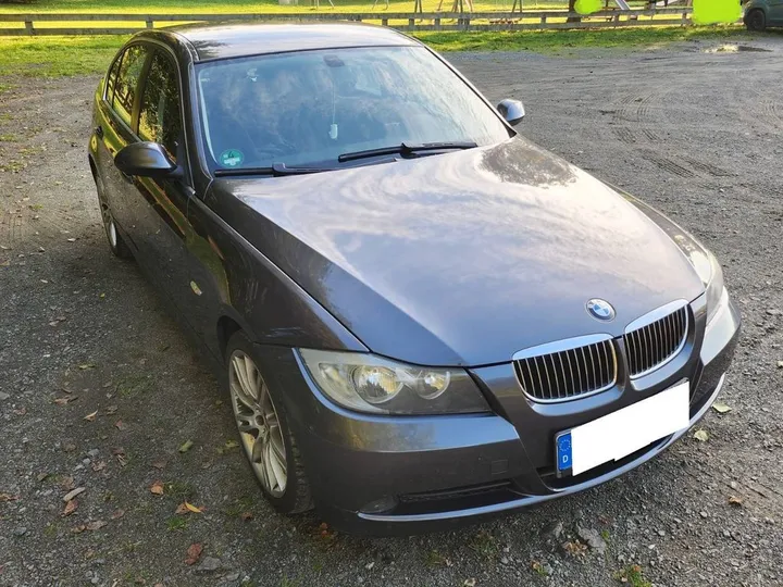 BMW 325