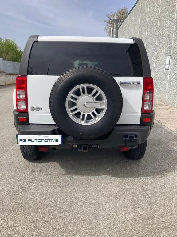 Hummer H3