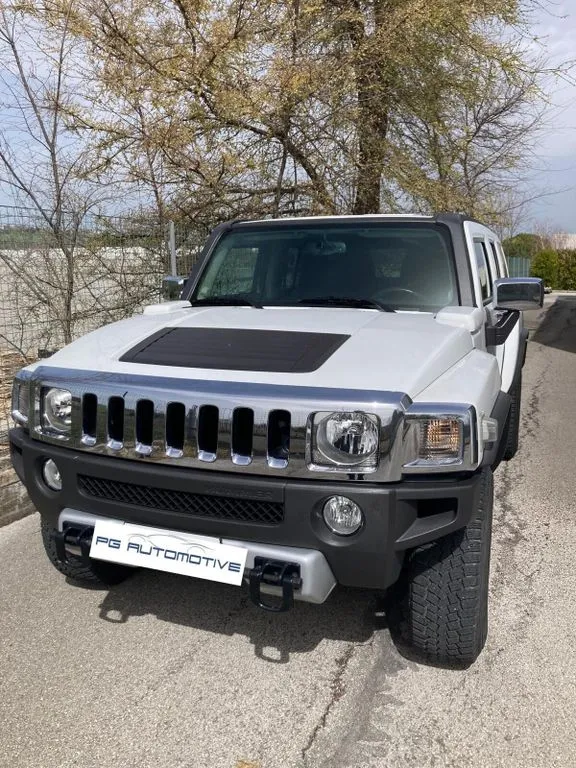Hummer H3