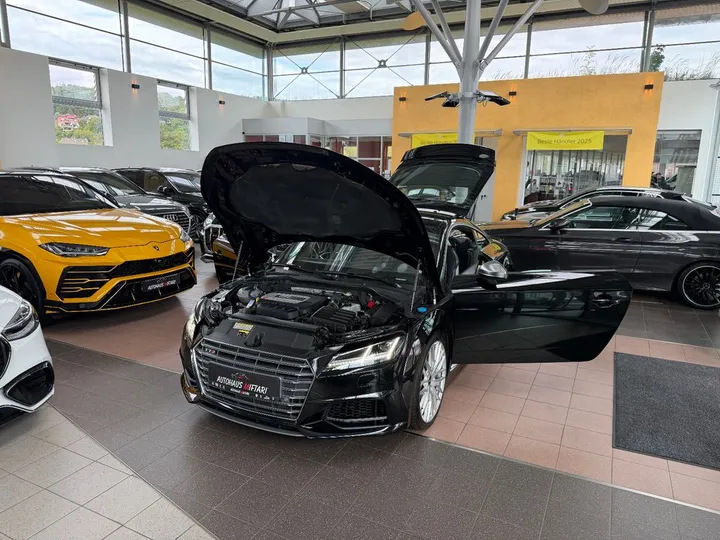 Audi TTS
