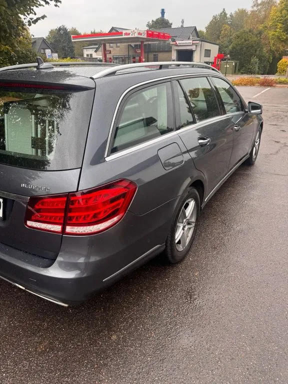 Mercedes-Benz CE 300