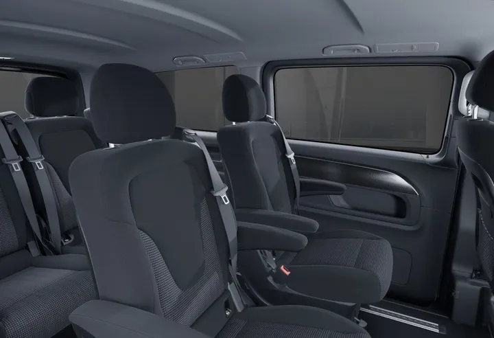 Mercedes-Benz V 220