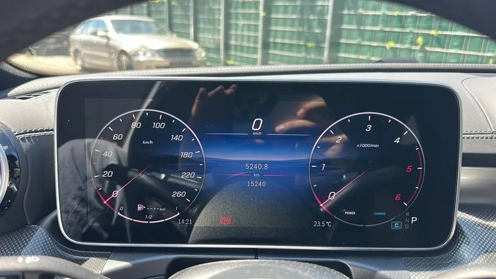 Mercedes-Benz C 220
