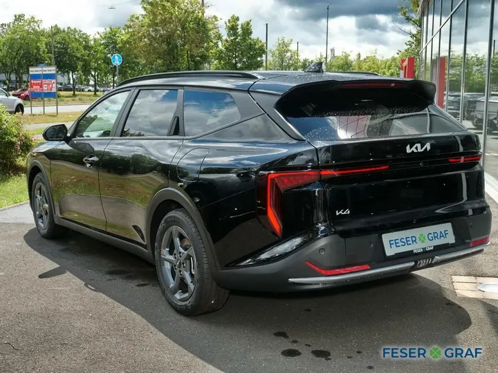 Kia K4
