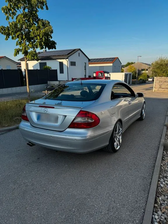 Mercedes-Benz CLK 350
