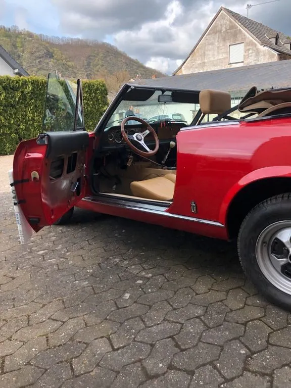 Fiat 124 Spider