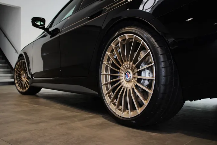 ALPINA B4