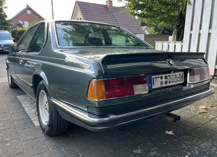 BMW 635
