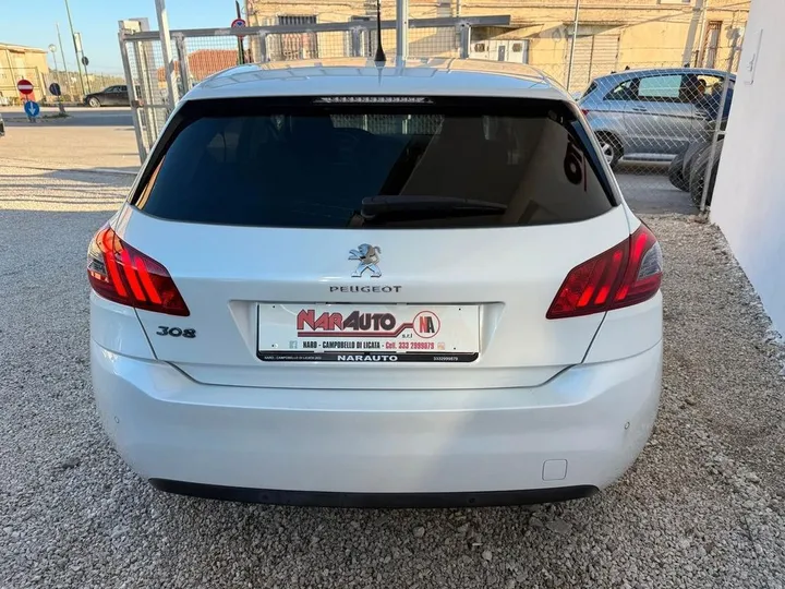 Peugeot 308