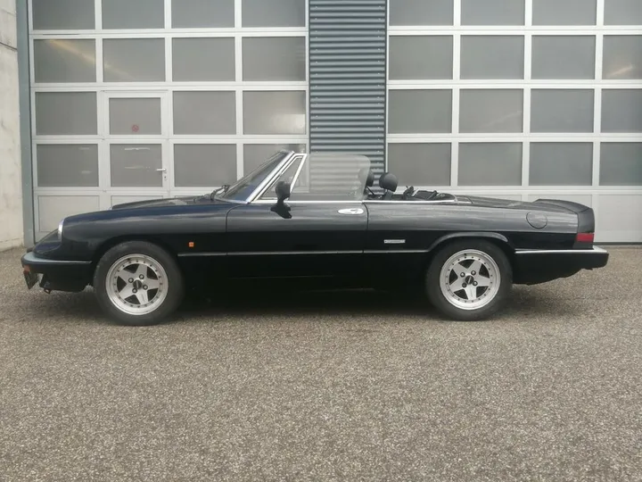 Alfa Romeo Spider