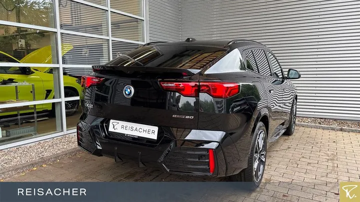 BMW iX2