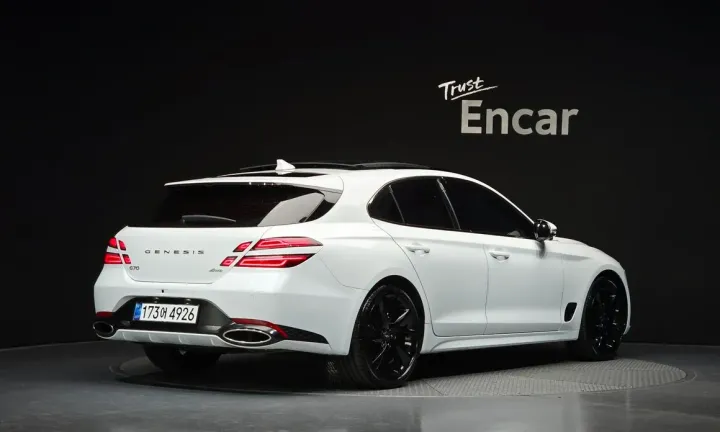 Genesis G70