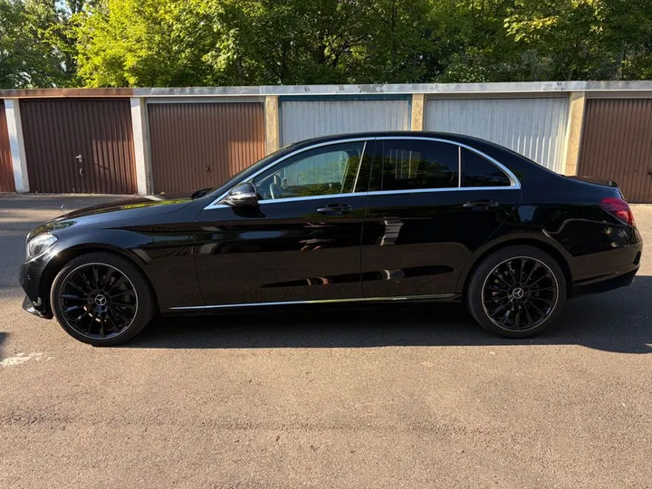 Mercedes-Benz C 200