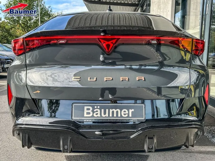 Cupra Tavascan