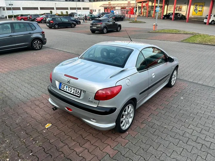 Peugeot 206