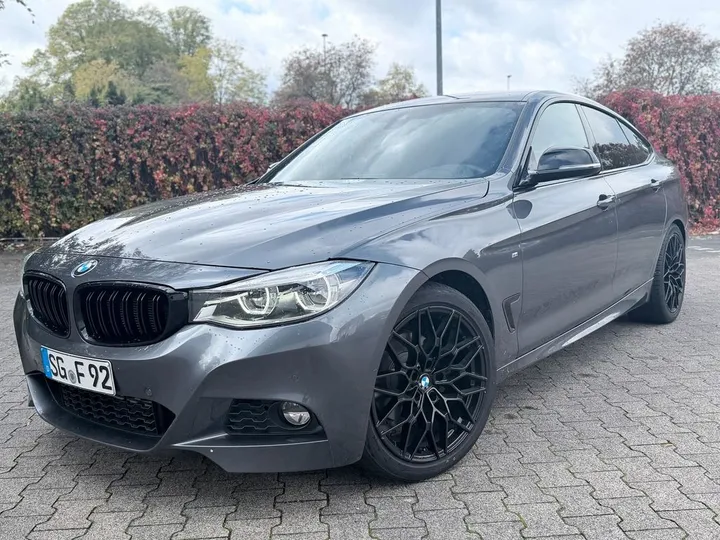 BMW 320