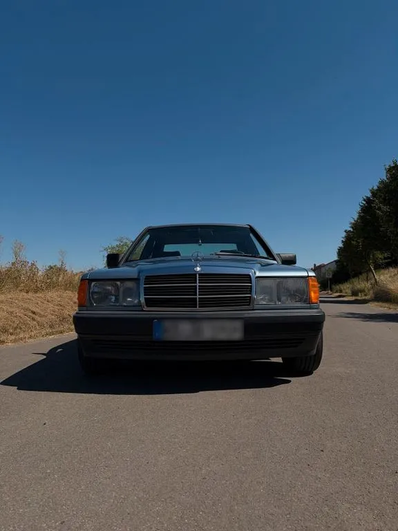 Mercedes-Benz 190