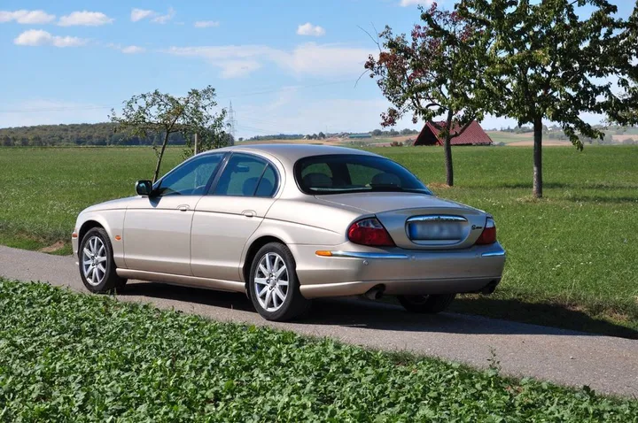 Jaguar S-Type