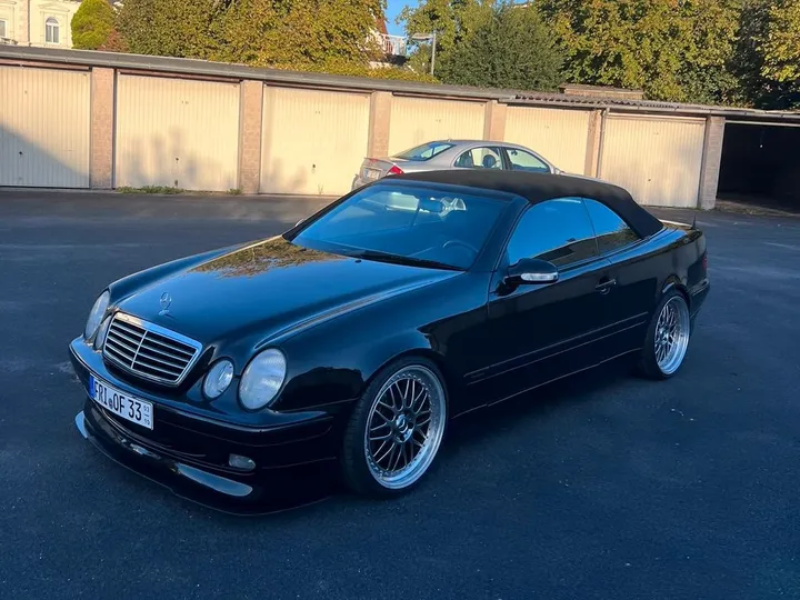 Mercedes-Benz CLK 230