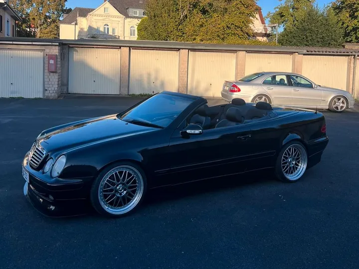 Mercedes-Benz CLK 230