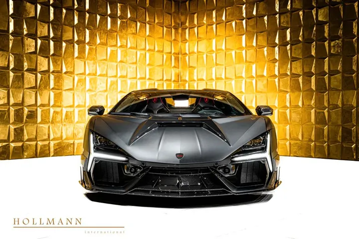 Lamborghini Revuelto