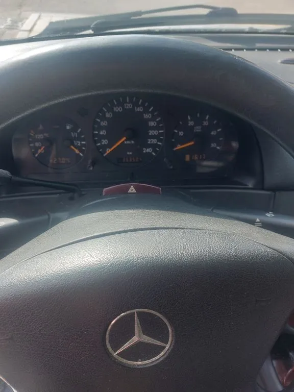 Mercedes-Benz ML 270