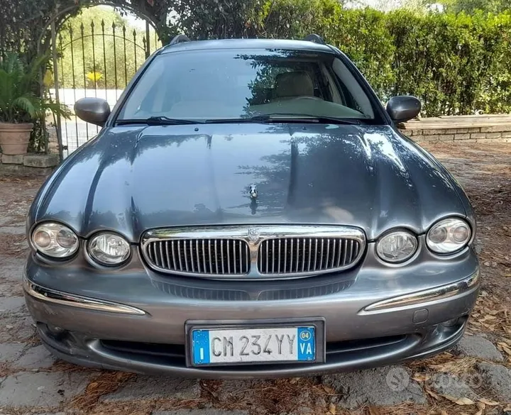 Jaguar X-Type