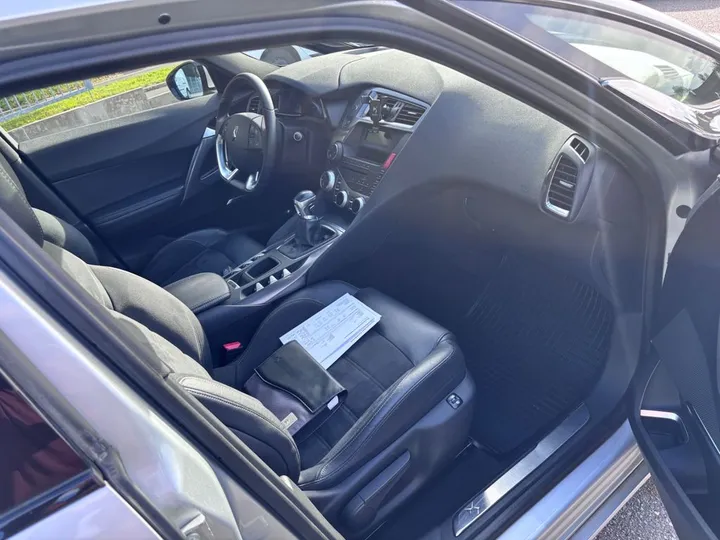 Citroën DS5