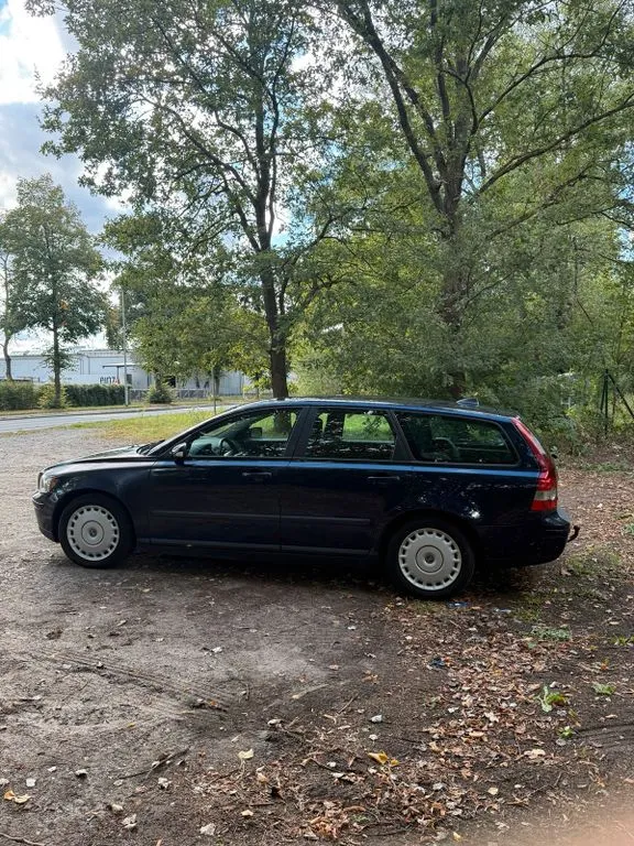 Volvo V50