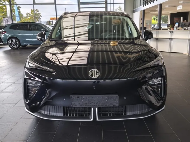 MG S6 EV