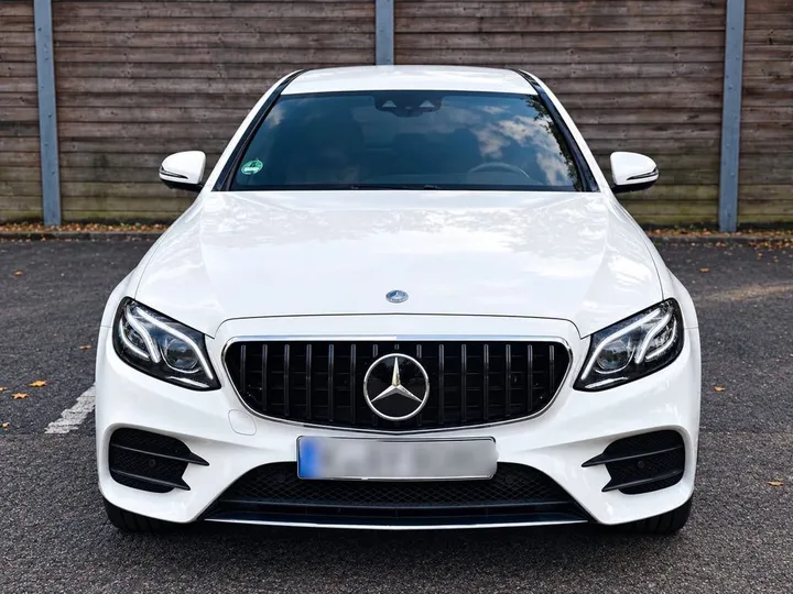 Mercedes-Benz 200
