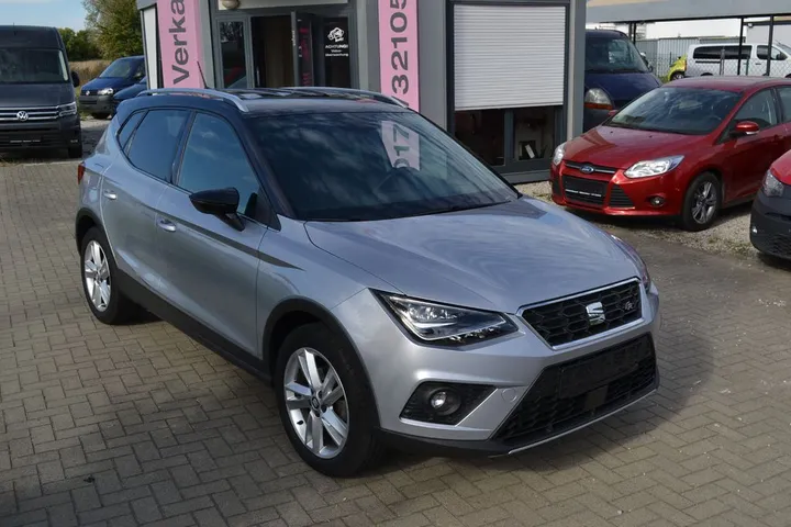 Seat Arona