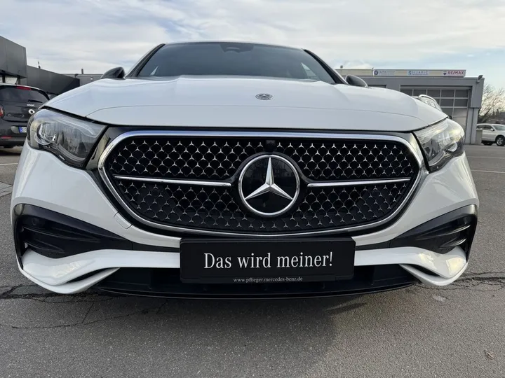 Mercedes-Benz E 220