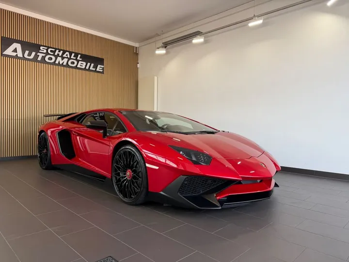 Lamborghini Aventador