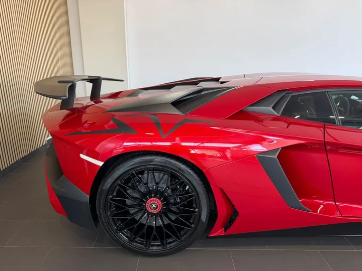 Lamborghini Aventador