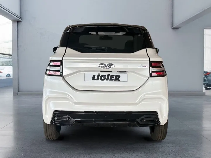 Ligier JS 50